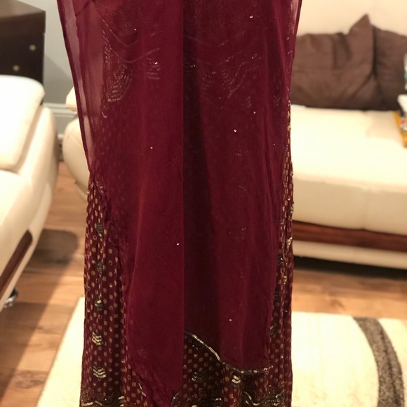Indian /Pakistani formal 3 piece dress - Picture 3 of 5